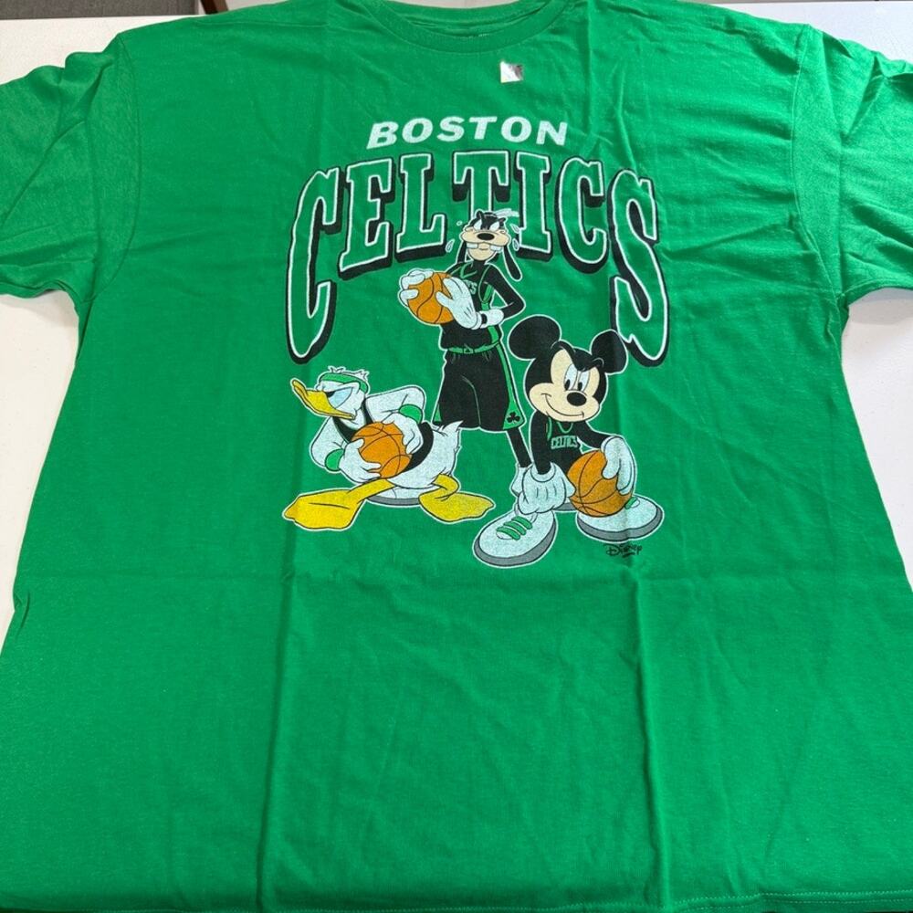 Boston Celtics Disney x Junk Food Mickey Donald Goofy Green T-Shirt 2XL NWOT